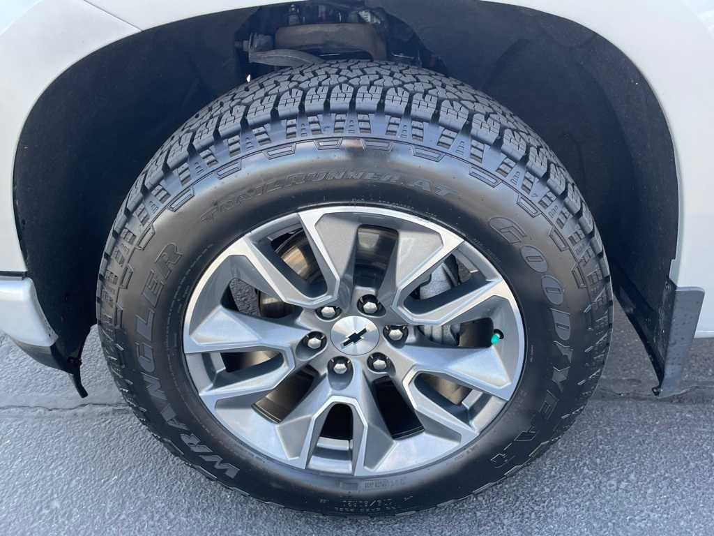 used 2021 Chevrolet Silverado 1500 car, priced at $40,900