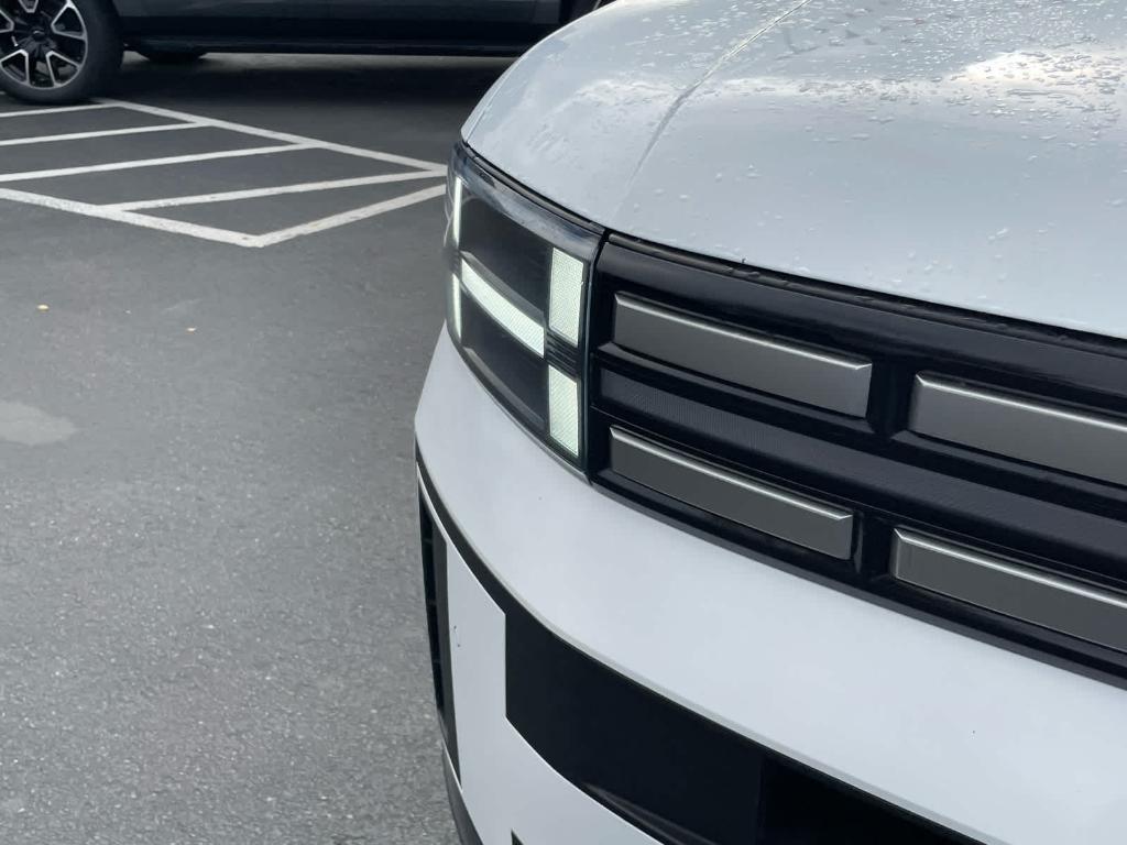 used 2024 Hyundai Santa Fe car, priced at $28,900