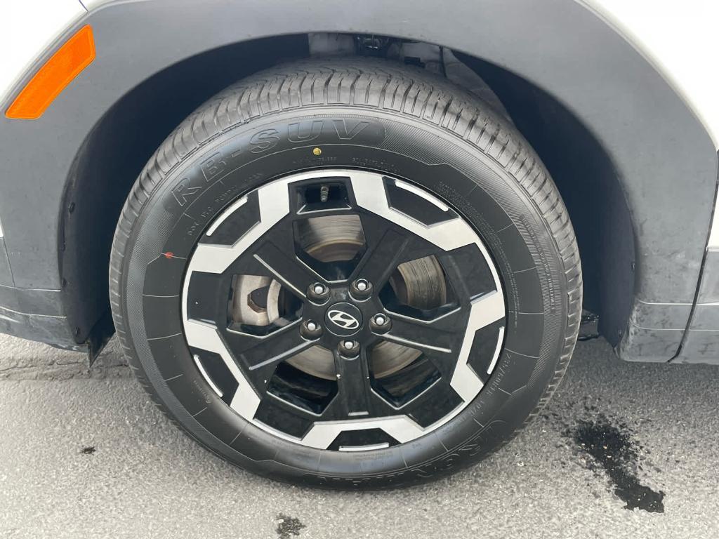 used 2024 Hyundai Santa Fe car, priced at $28,900