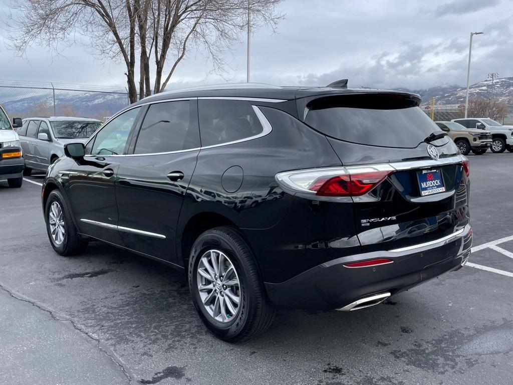 used 2024 Buick Enclave car, priced at $35,906