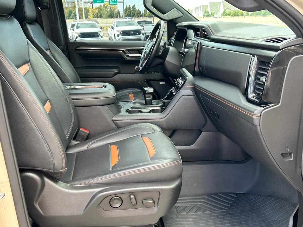 used 2022 GMC Sierra 1500 car, priced at $42,940