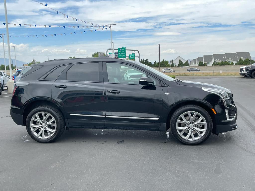 used 2020 Cadillac XT5 car, priced at $24,556