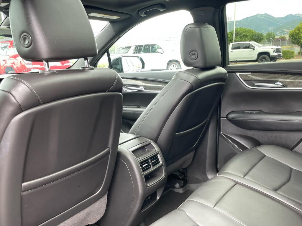 used 2020 Cadillac XT5 car, priced at $24,556