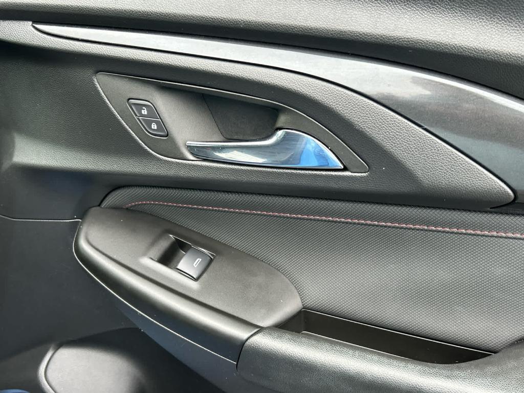 used 2023 Chevrolet TrailBlazer car, priced at $23,929