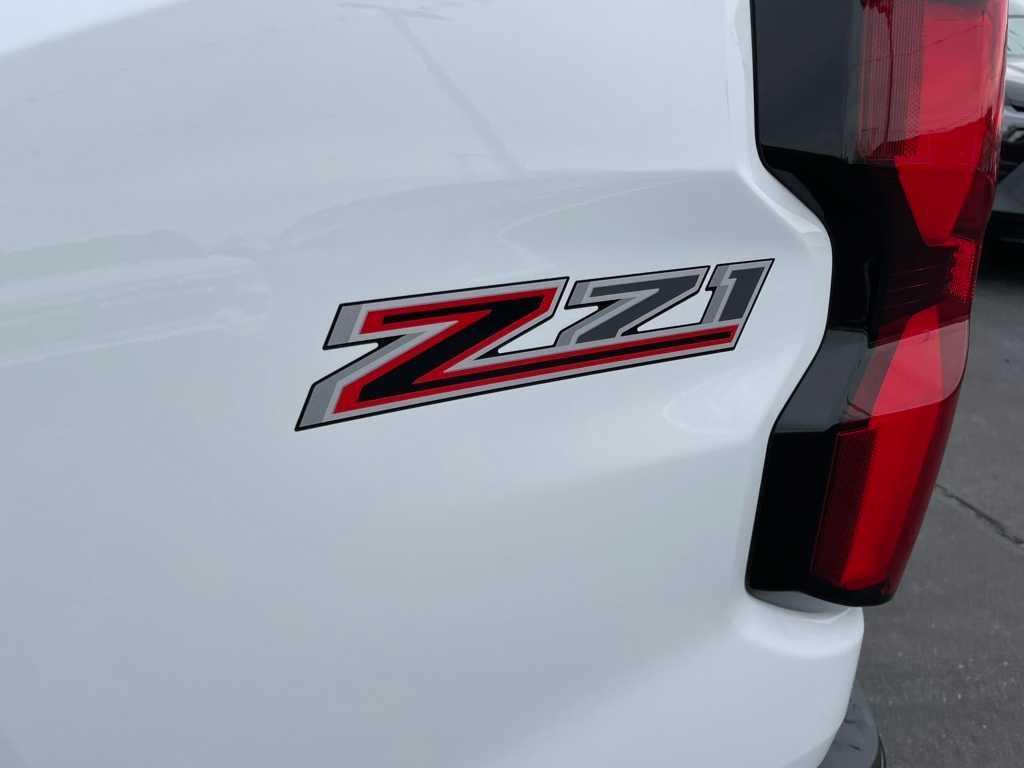 new 2025 Chevrolet Colorado car, priced at $49,305