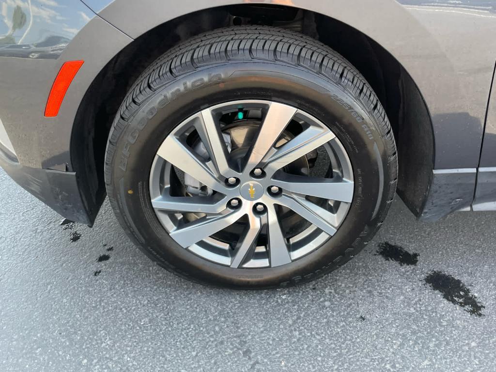 used 2022 Chevrolet Equinox car, priced at $19,646