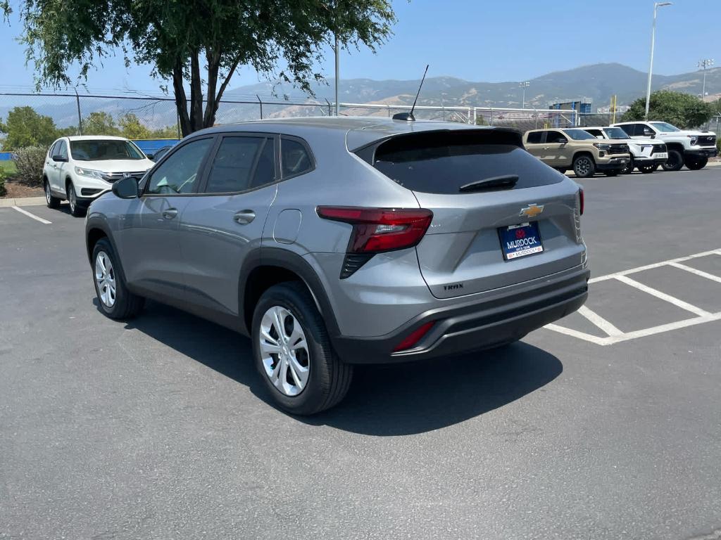 new 2025 Chevrolet Trax car, priced at $20,920