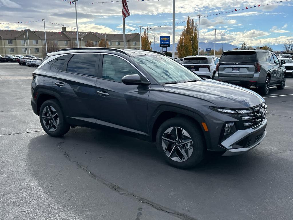 used 2025 Hyundai TUCSON Hybrid car, priced at $37,600