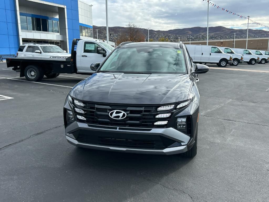 used 2025 Hyundai TUCSON Hybrid car, priced at $37,600