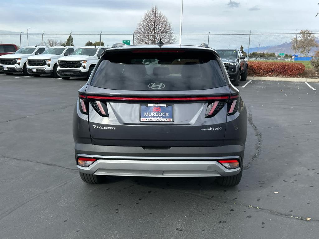 used 2025 Hyundai TUCSON Hybrid car, priced at $37,600