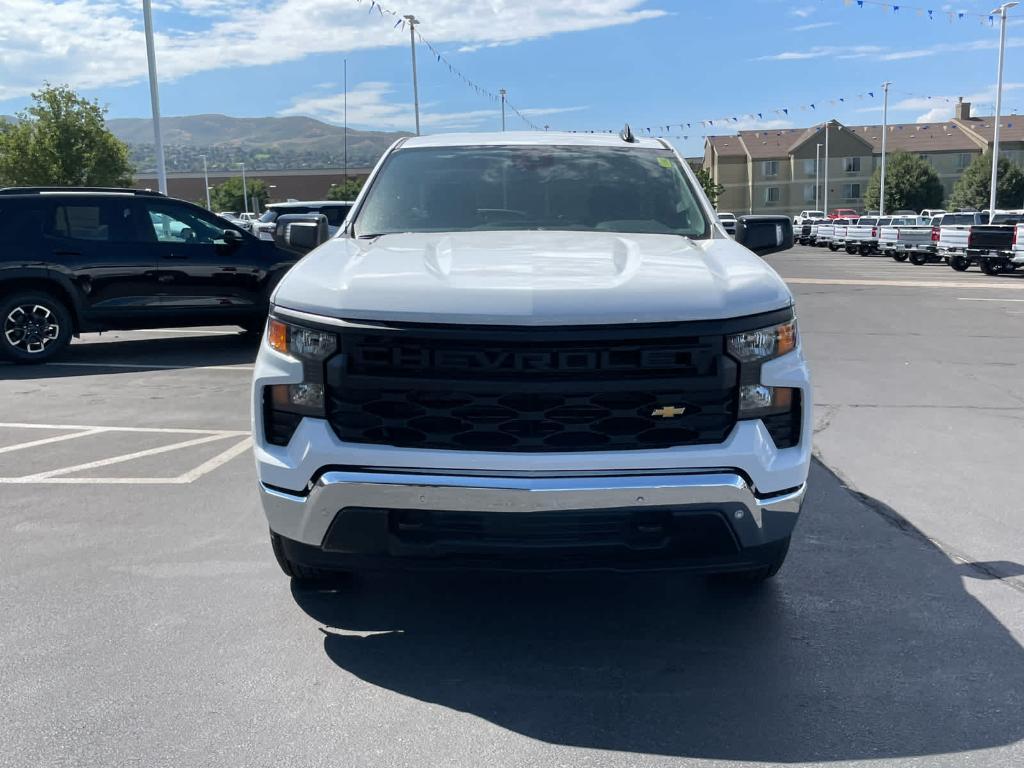 new 2026 Chevrolet Silverado 1500 car, priced at $32,900