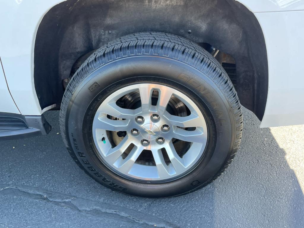 used 2020 Chevrolet Suburban car, priced at $35,139