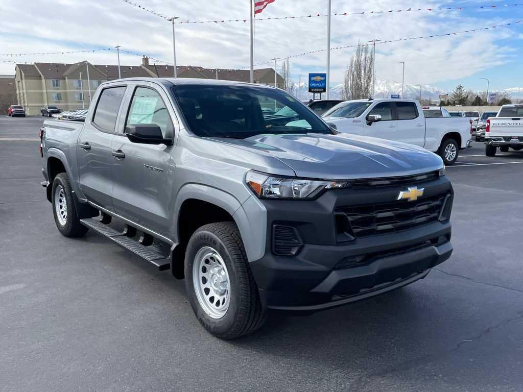 new 2025 Chevrolet Colorado car, priced at $38,380