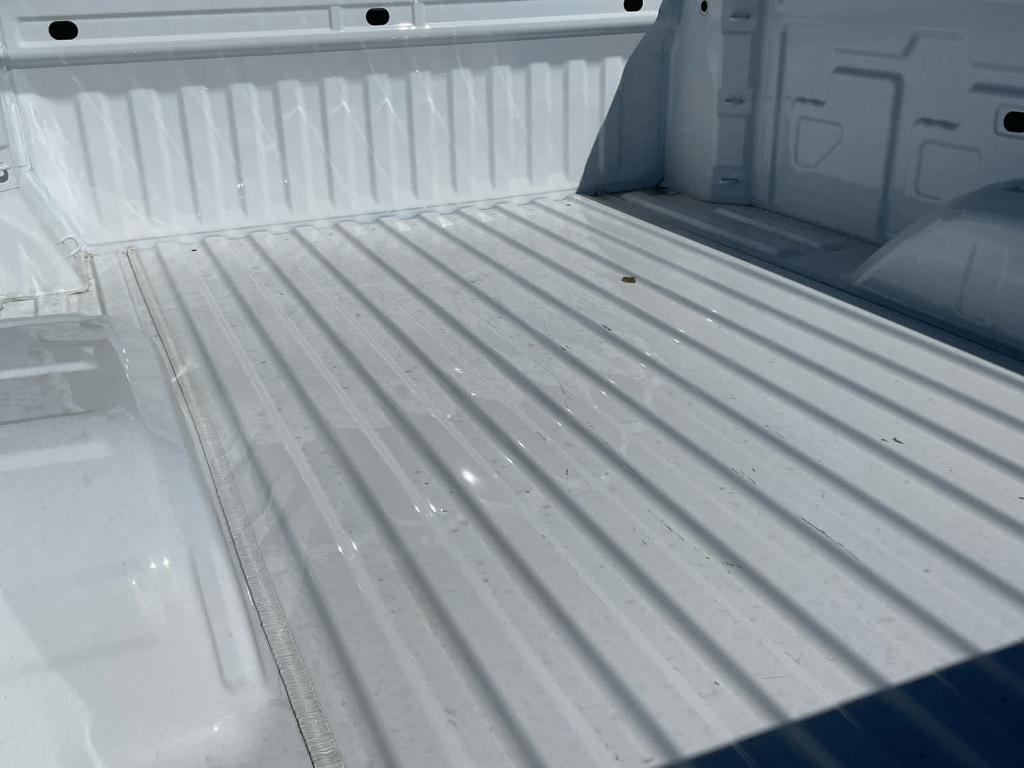 new 2026 Chevrolet Silverado 1500 car, priced at $32,900