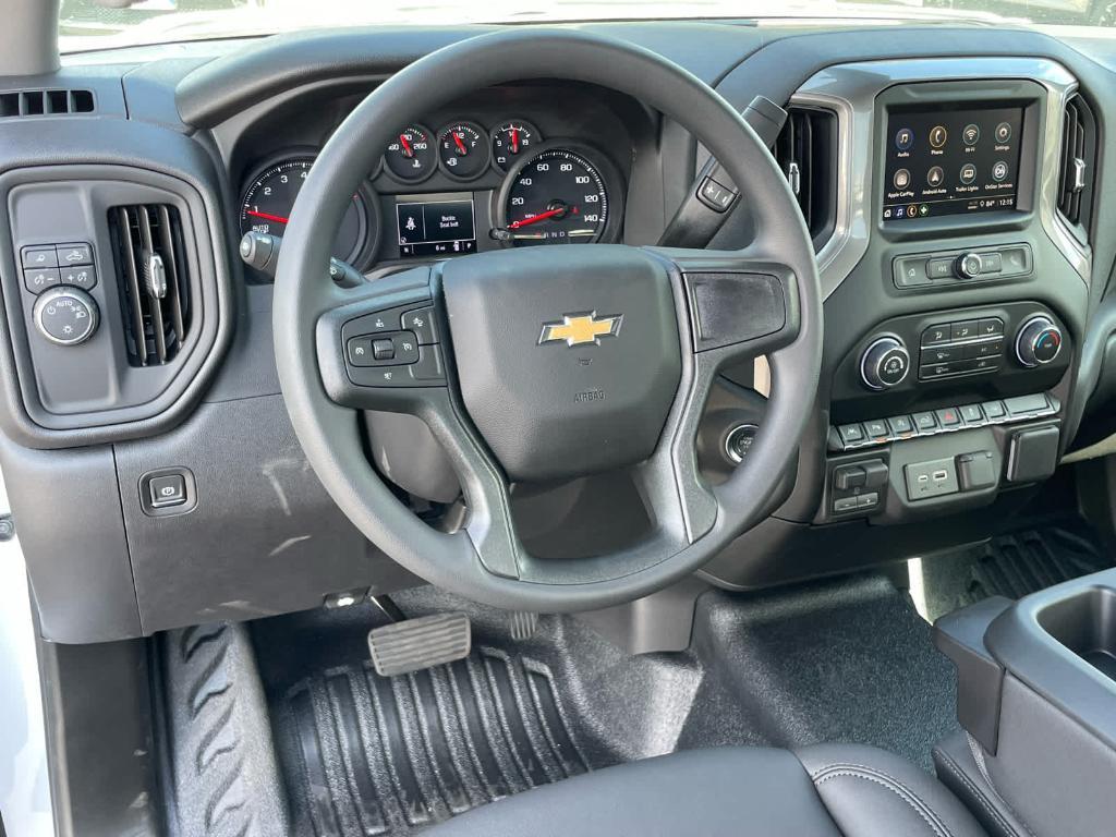 new 2026 Chevrolet Silverado 1500 car, priced at $32,900