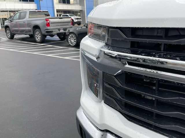 new 2025 Chevrolet Silverado 3500 car, priced at $63,935