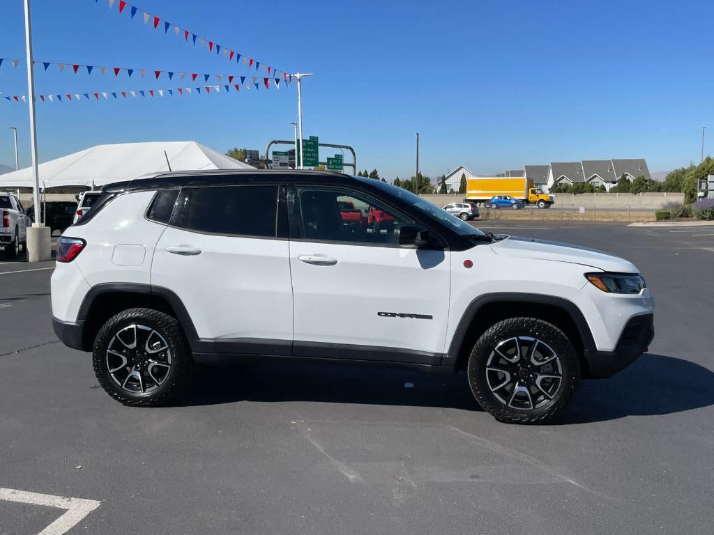 used 2025 Jeep Compass car, priced at $27,904