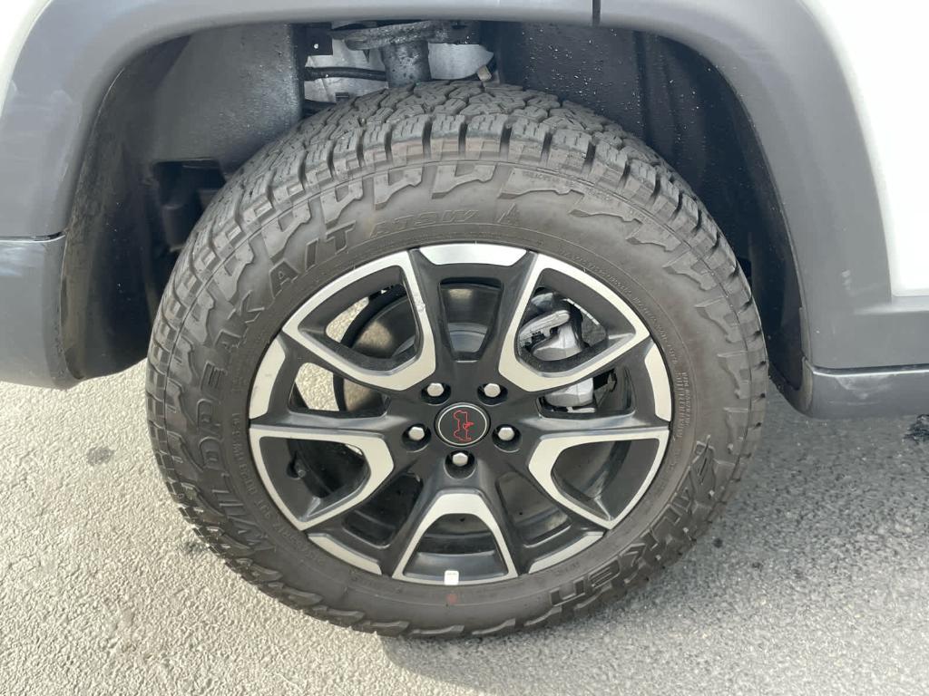 used 2025 Jeep Compass car, priced at $27,907