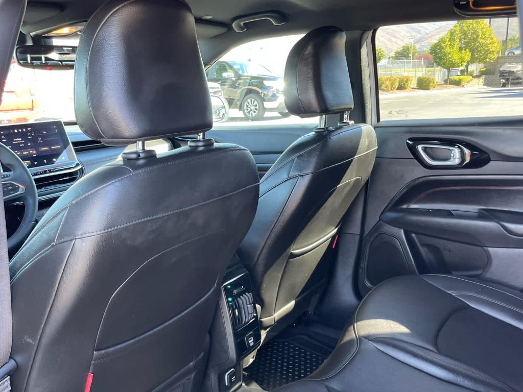 used 2025 Jeep Compass car, priced at $27,904