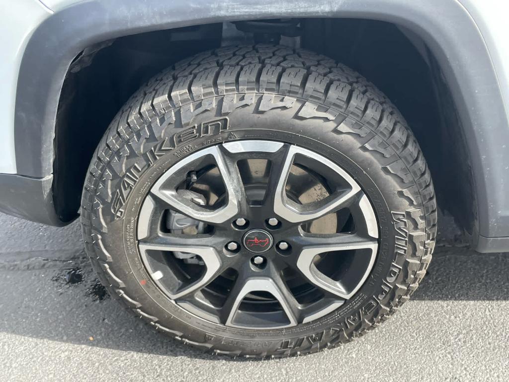 used 2025 Jeep Compass car, priced at $27,907