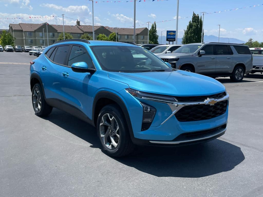 new 2025 Chevrolet Trax car, priced at $24,785