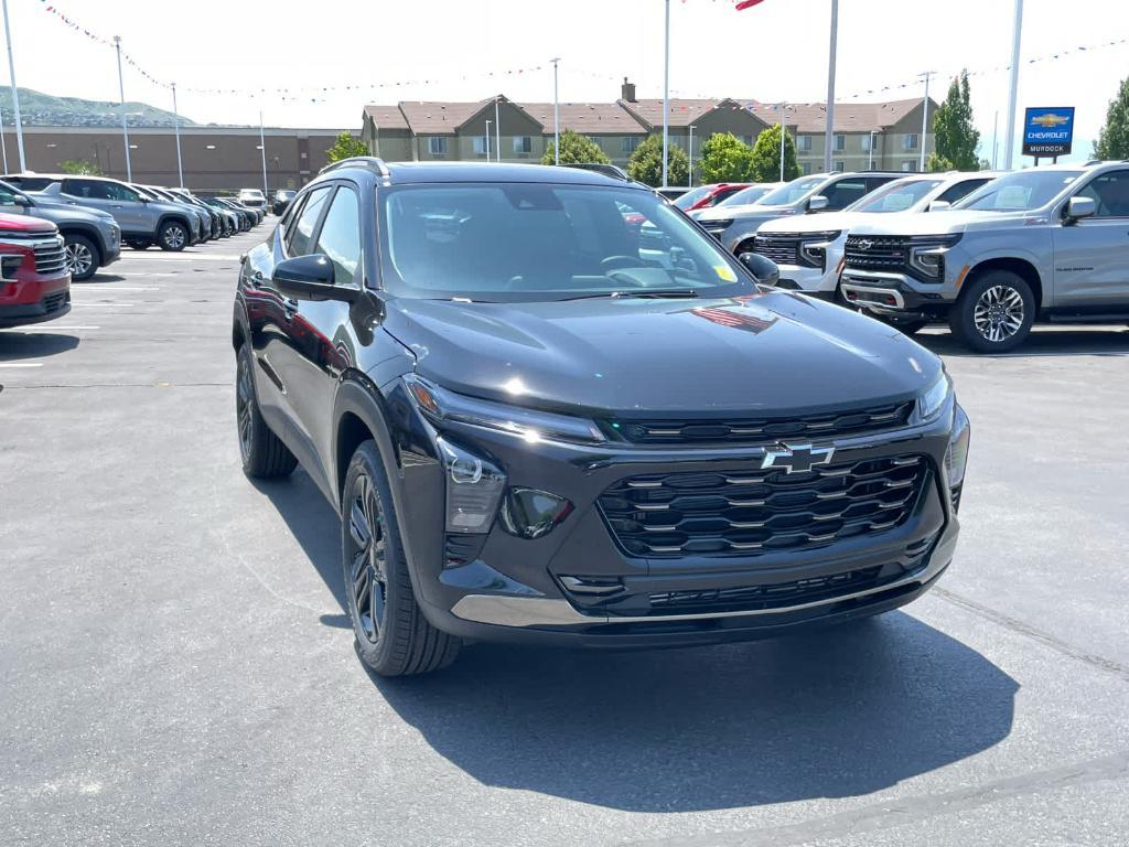 new 2025 Chevrolet Trax car, priced at $26,335