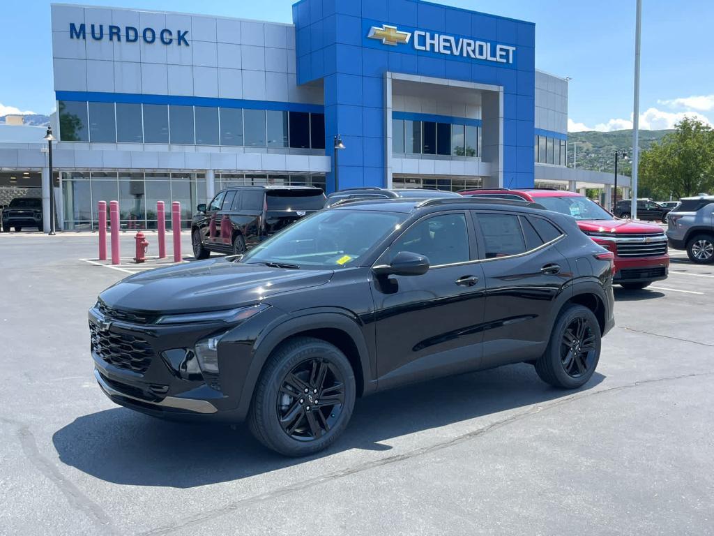 new 2025 Chevrolet Trax car, priced at $27,285
