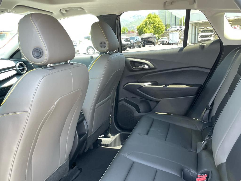 new 2025 Chevrolet Trax car, priced at $26,335