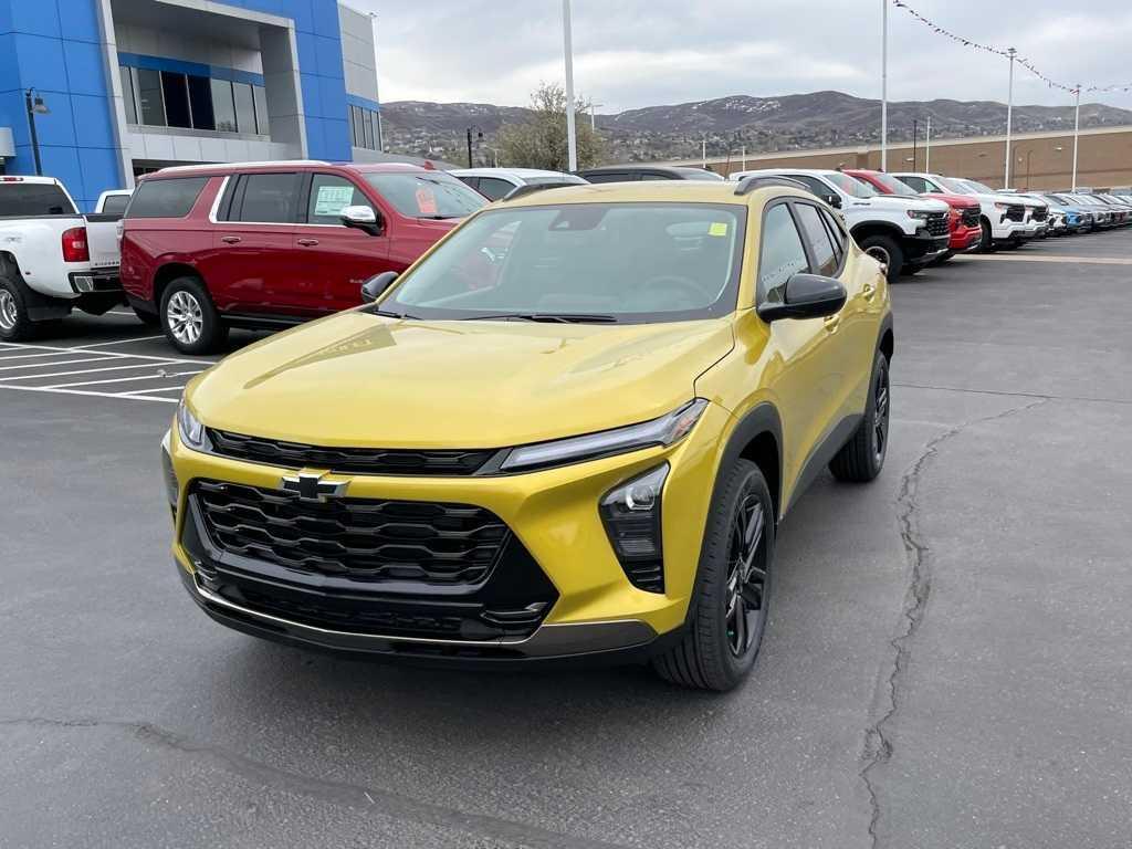 new 2025 Chevrolet Trax car, priced at $26,735