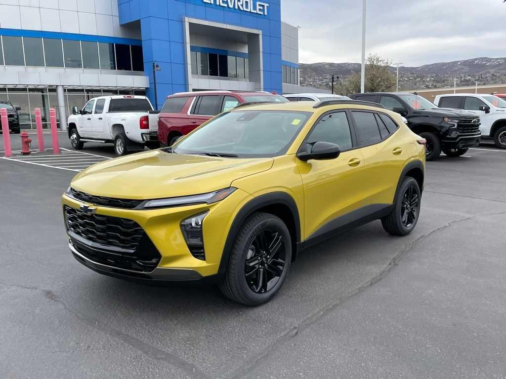 new 2025 Chevrolet Trax car, priced at $26,935