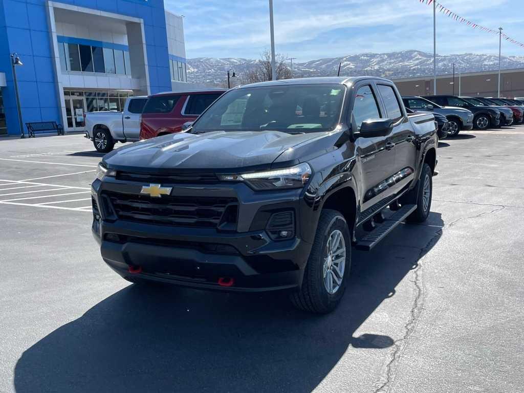 new 2025 Chevrolet Colorado car, priced at $43,505