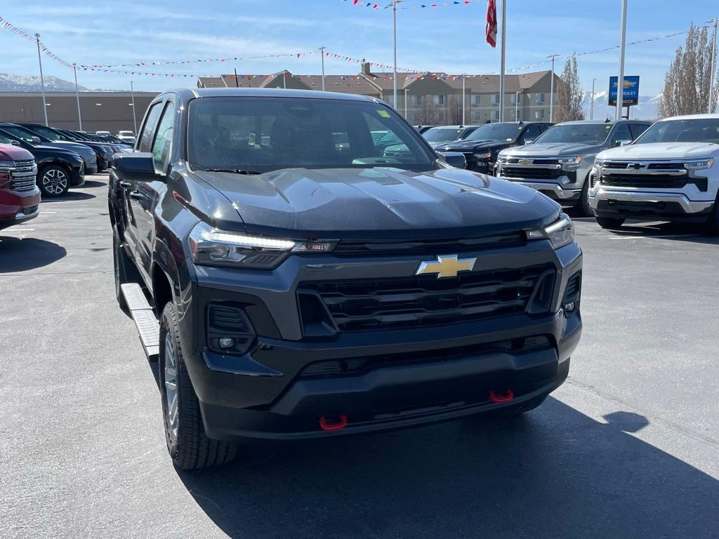 new 2025 Chevrolet Colorado car, priced at $45,005