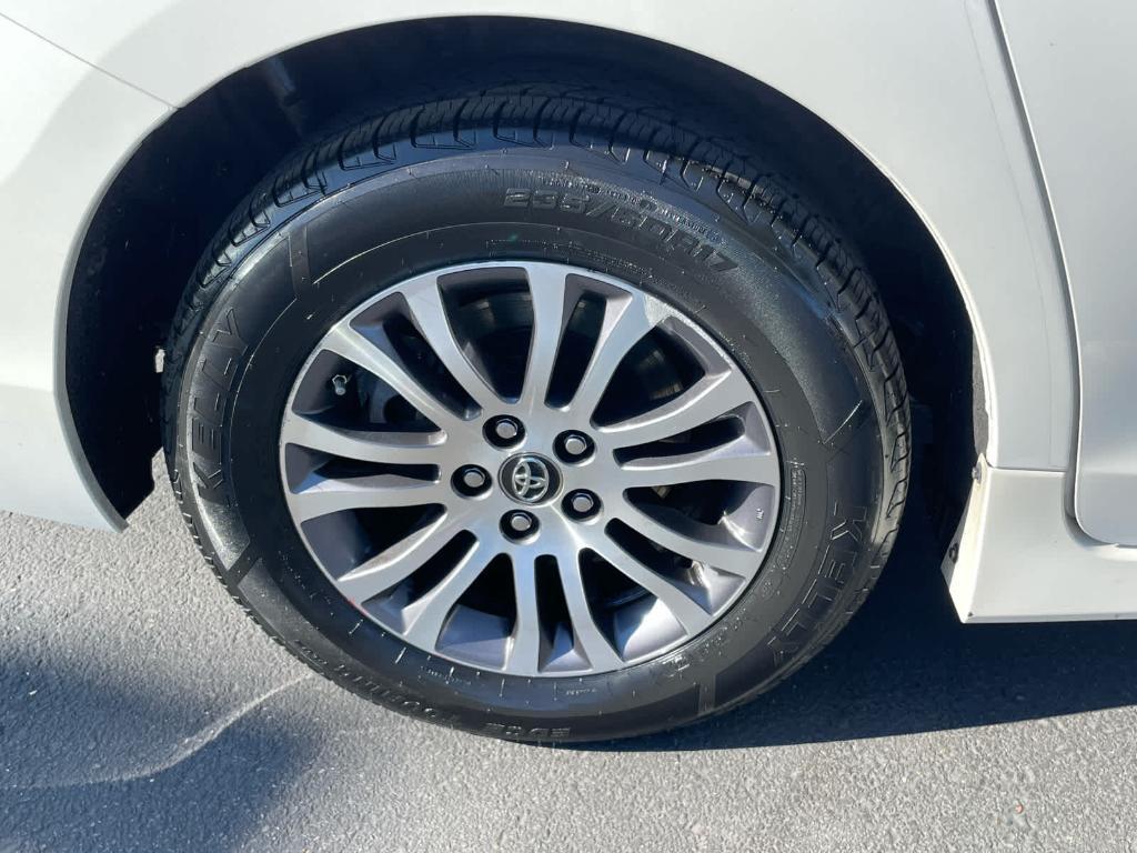 used 2019 Toyota Sienna car, priced at $24,922