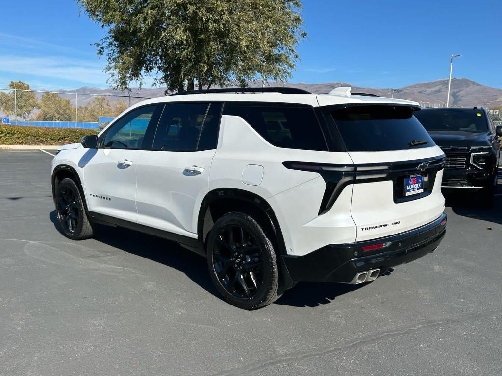 used 2024 Chevrolet Traverse car, priced at $51,712
