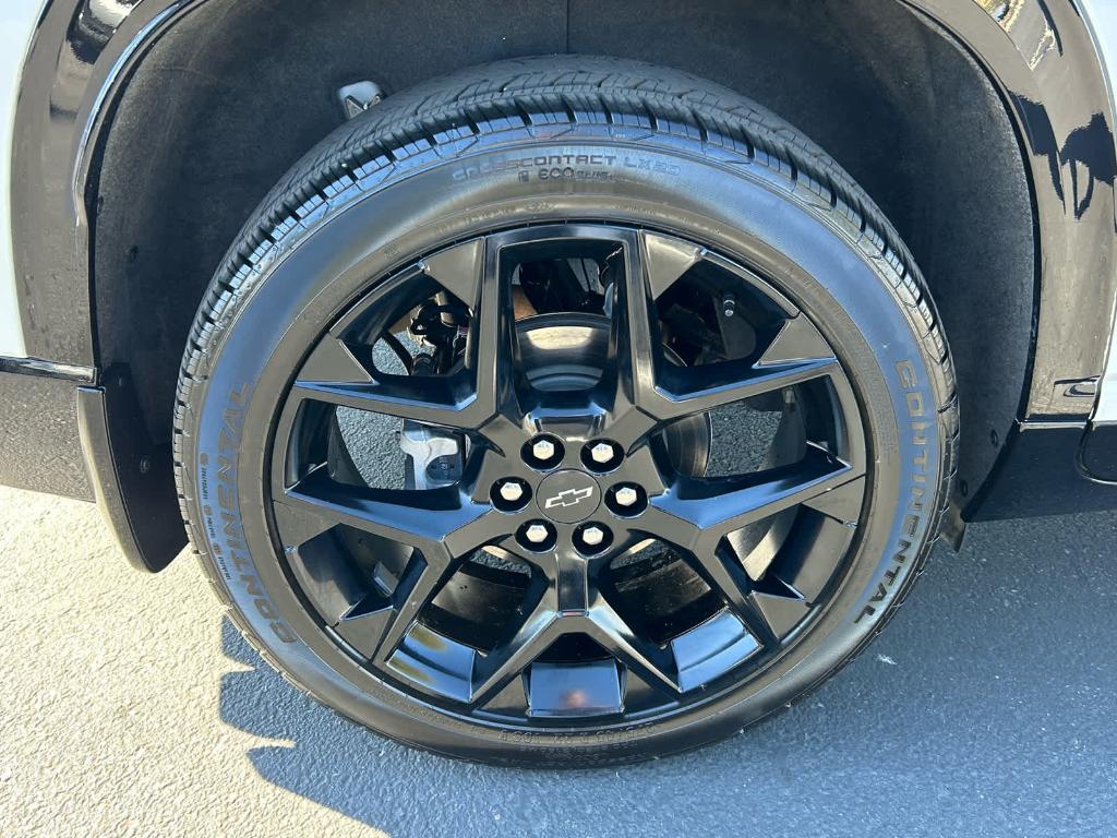 used 2024 Chevrolet Traverse car, priced at $51,712