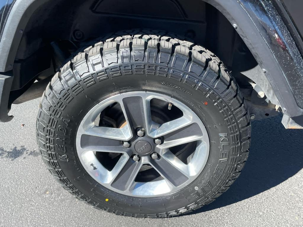 used 2019 Jeep Wrangler Unlimited car, priced at $26,960