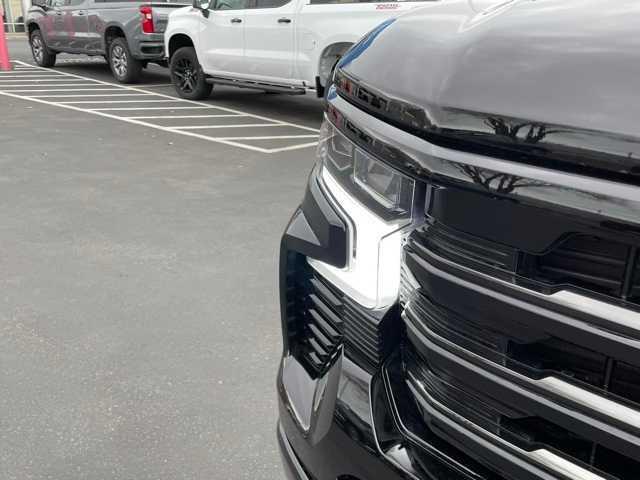 new 2025 Chevrolet Silverado 1500 car, priced at $73,065