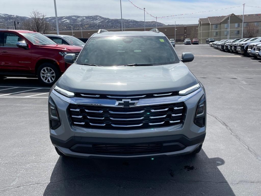 new 2025 Chevrolet Equinox car, priced at $32,395