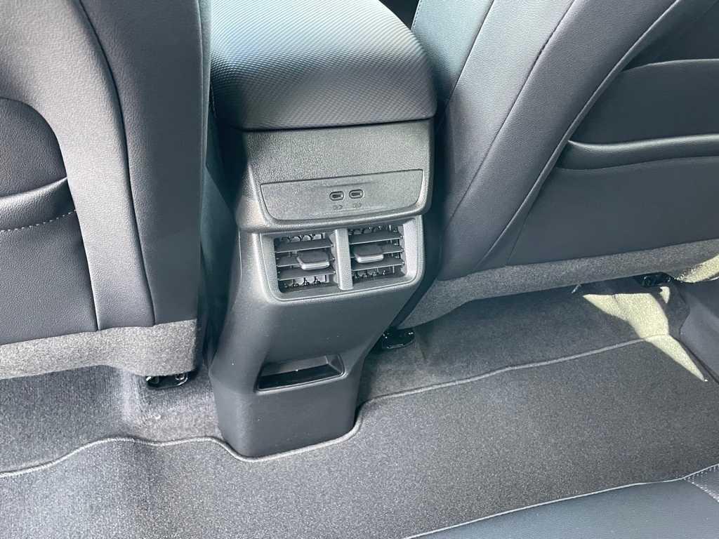 new 2025 Chevrolet Equinox car, priced at $31,645