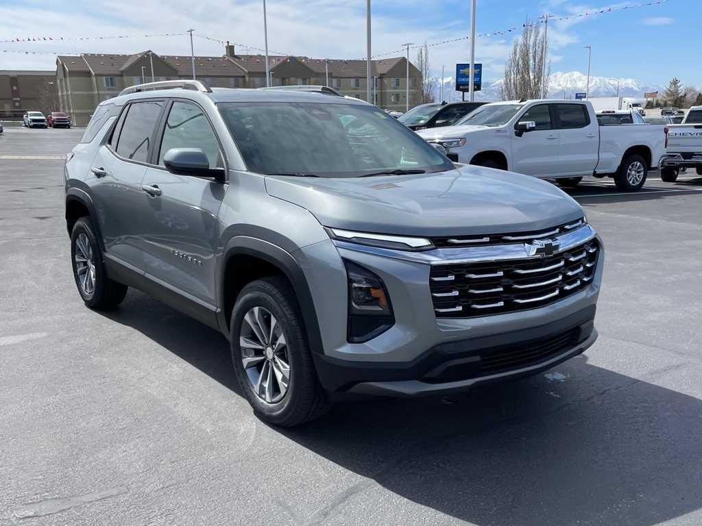 new 2025 Chevrolet Equinox car, priced at $31,645
