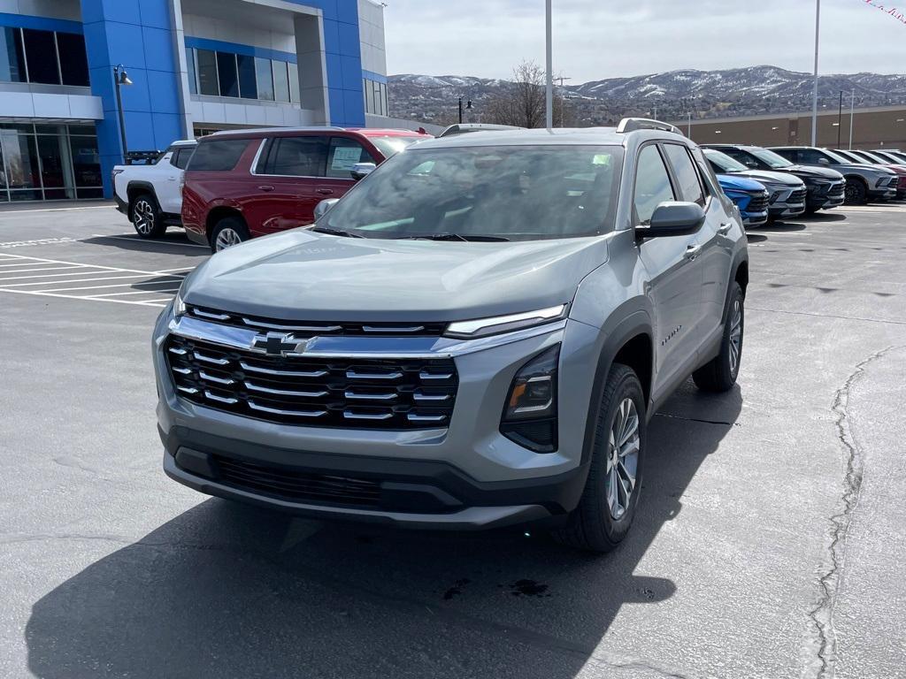 new 2025 Chevrolet Equinox car, priced at $32,395