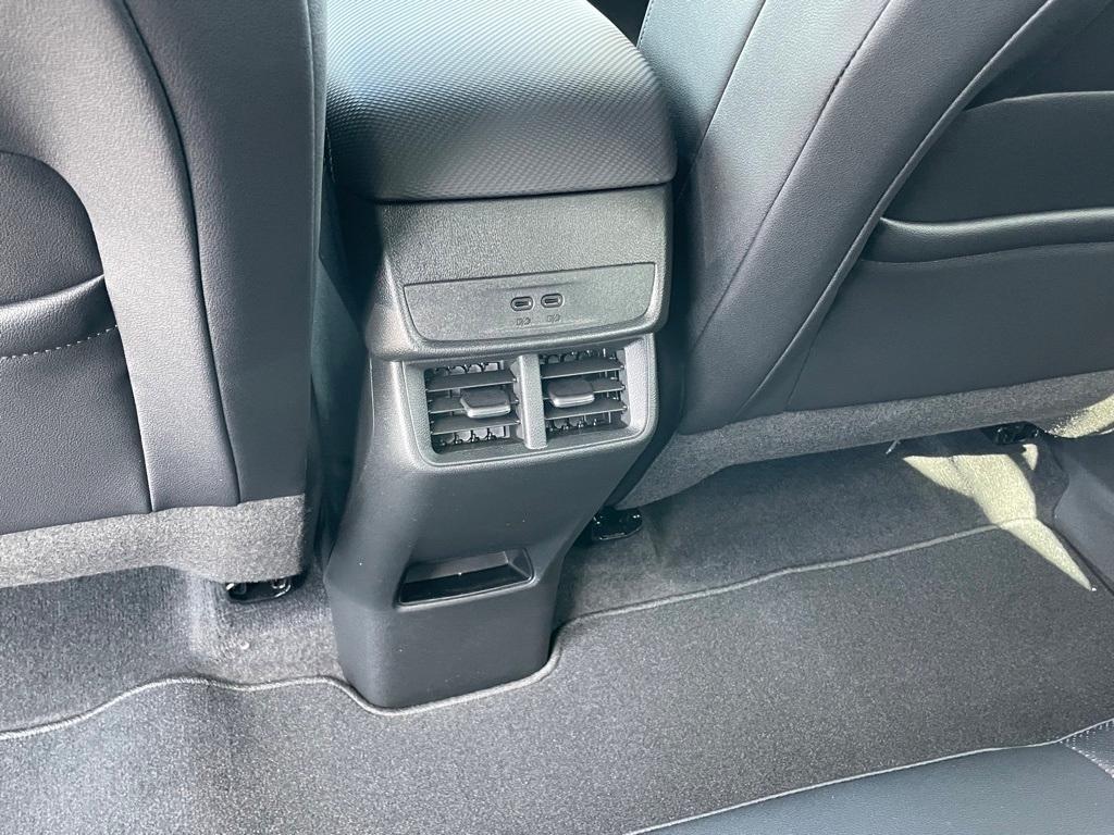 new 2025 Chevrolet Equinox car, priced at $32,395