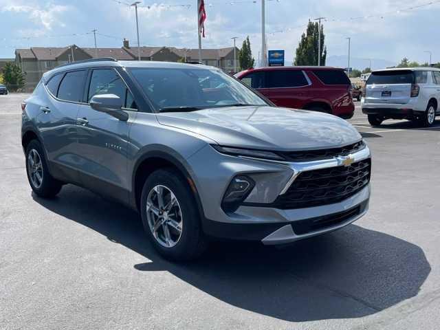 new 2025 Chevrolet Blazer car, priced at $43,925