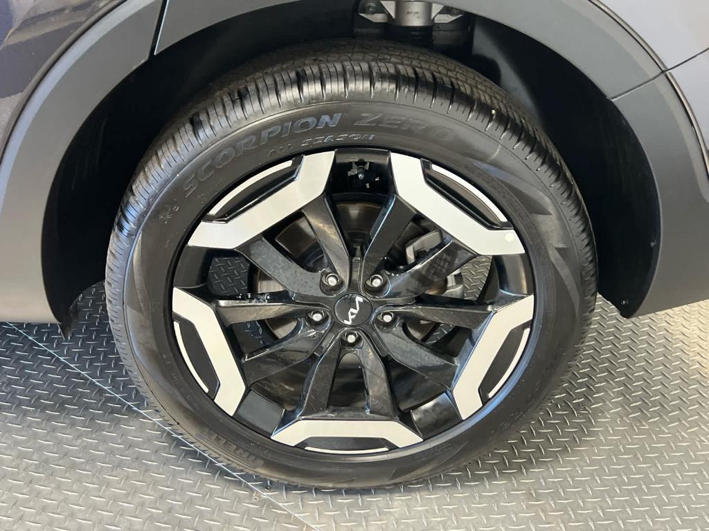 used 2025 Kia Telluride car, priced at $41,822
