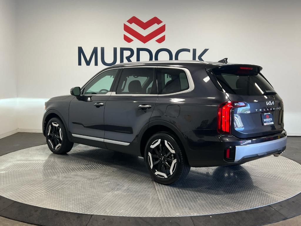 used 2025 Kia Telluride car, priced at $41,822