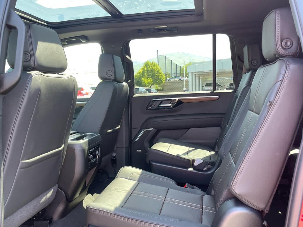new 2025 Chevrolet Suburban car, priced at $90,175