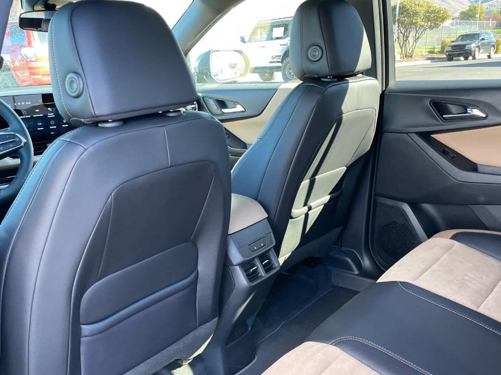 new 2026 Chevrolet Equinox car, priced at $37,095