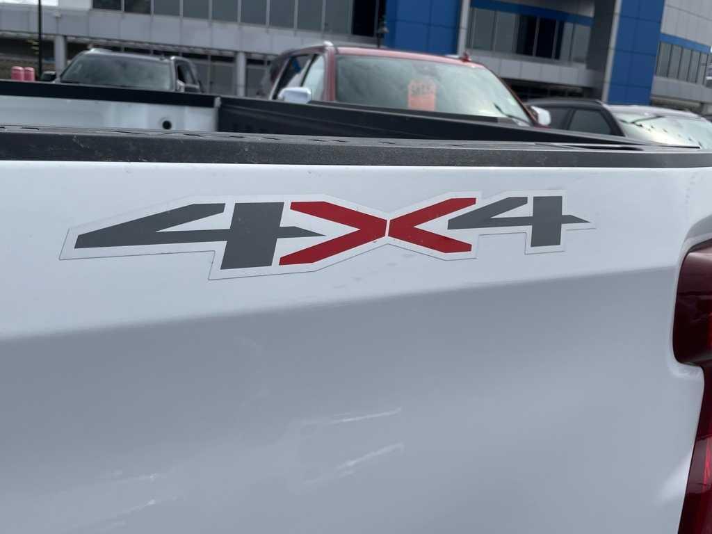 new 2025 Chevrolet Silverado 1500 car, priced at $40,460