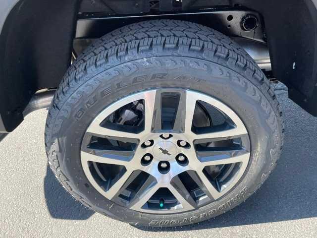 new 2024 Chevrolet Colorado car, priced at $52,335