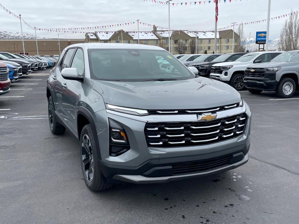 new 2025 Chevrolet Equinox car, priced at $33,090